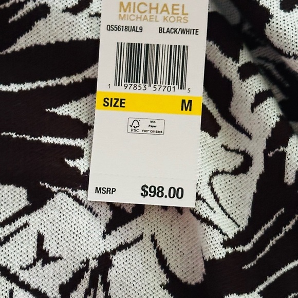 Michael Kors Black and White Floral Knit Top MSRP $98.00 - Picture 6 of 7